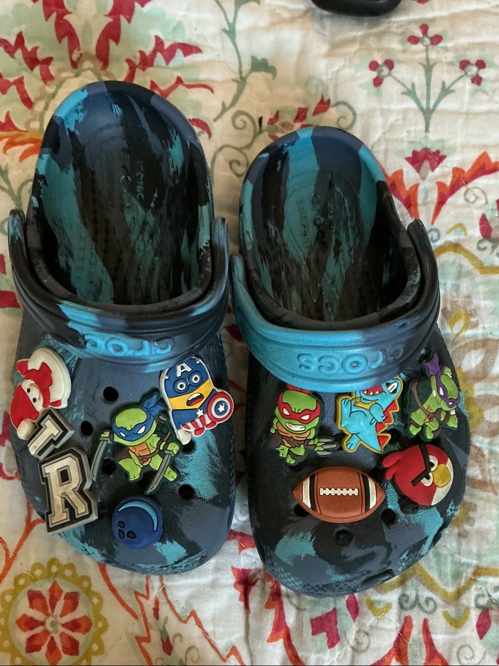 CROCS Kids Black and Blue Tie-Dye Clogs with Character Jibbitz